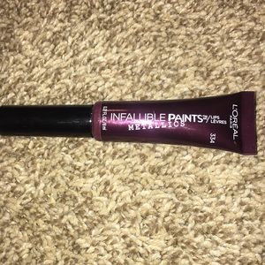 L’Oreal Metallic Lipstick